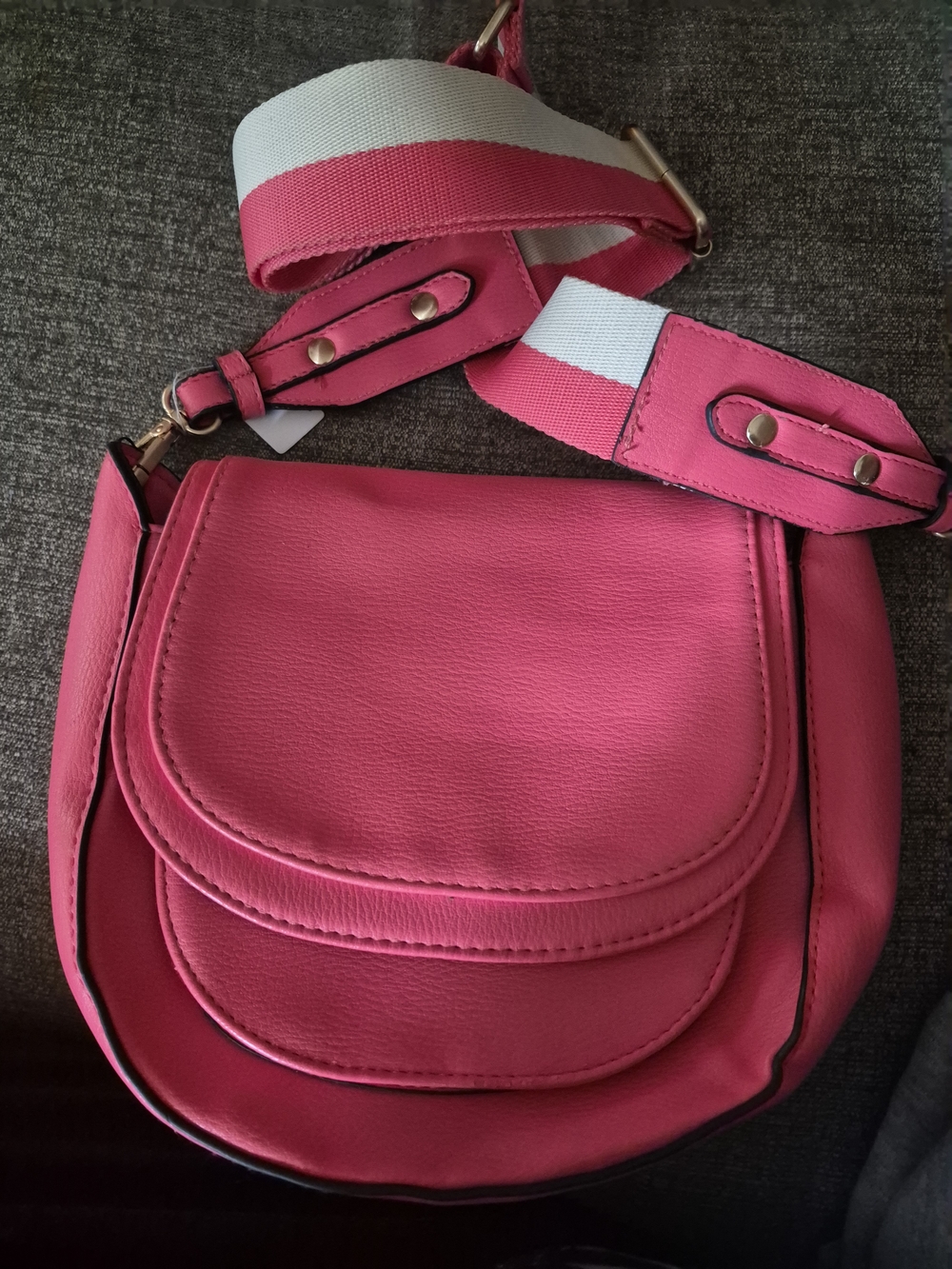 Women's Pink Crossbody Saddle Bag - Stylish Everyday Carry